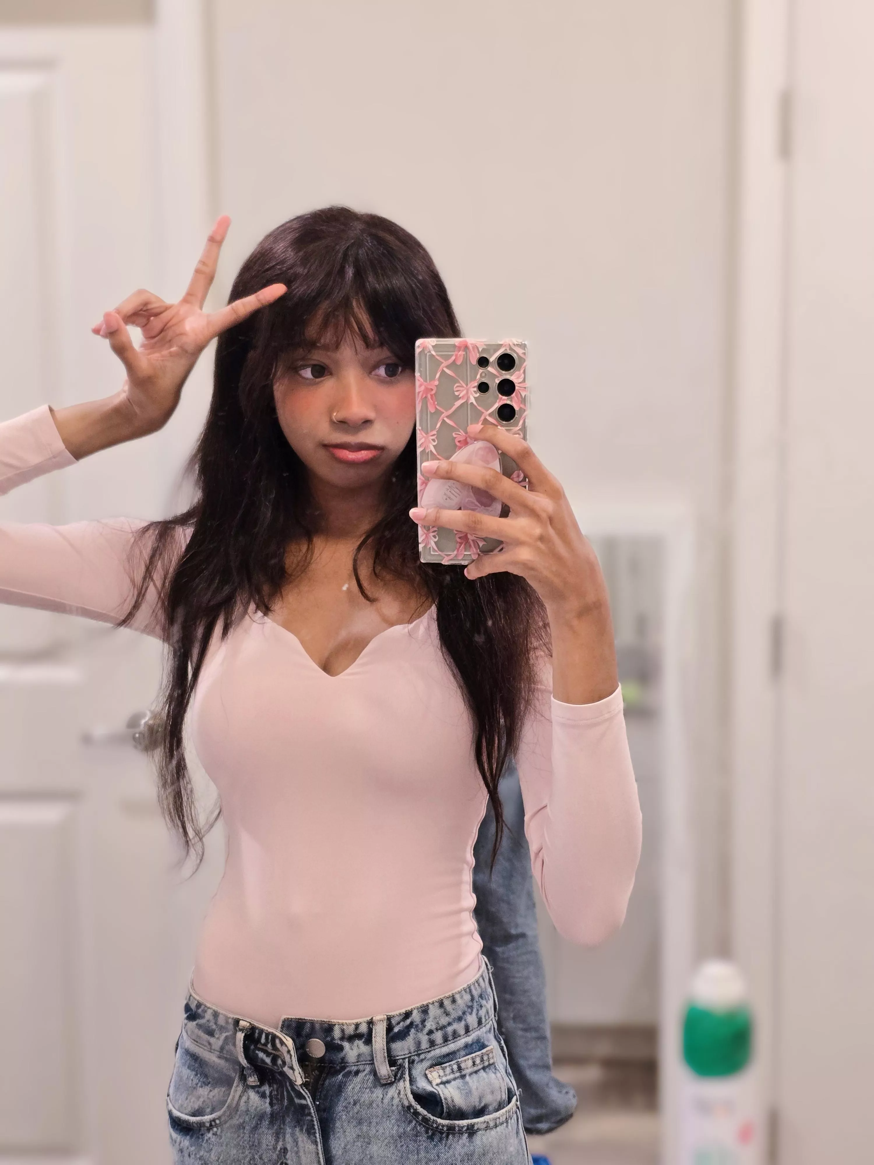 Anyone needs a sweet & caring 19 y/o gf? posted by Jpegbambi