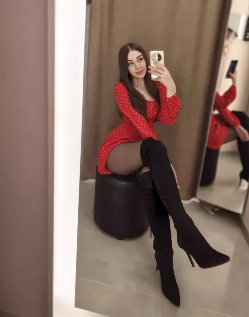 Be naughty with me in changing room  by SweetieAlyona