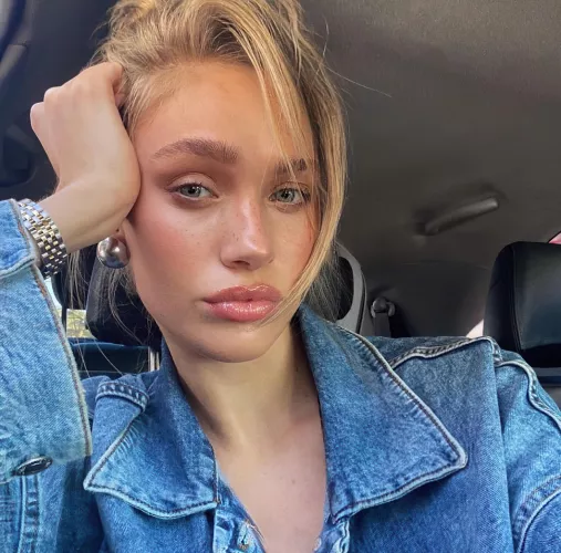 Bente Wesselink by Reasonable-Owl-3857