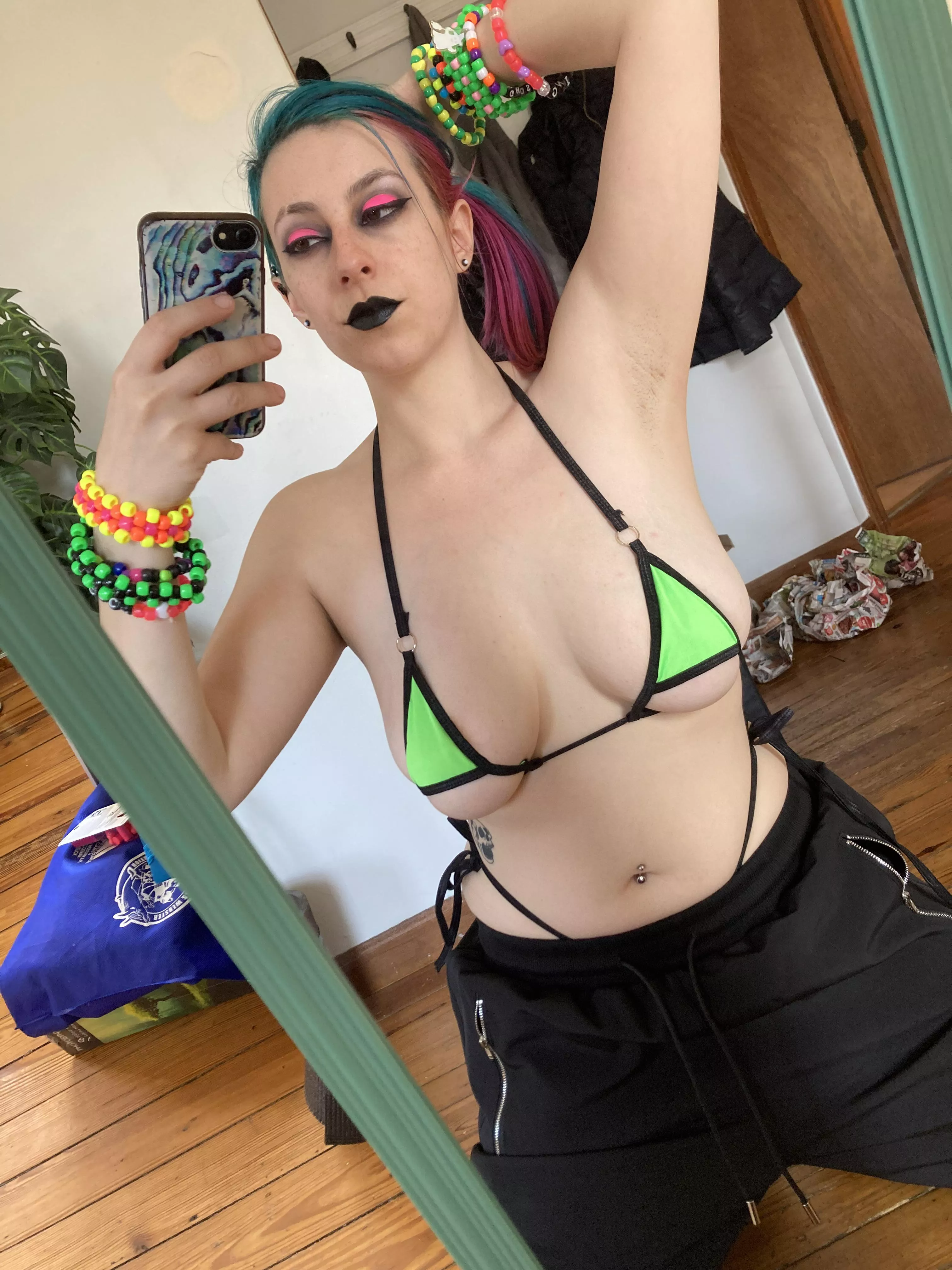 Blue haired whores just do it better posted by Blue-Haze-Babe