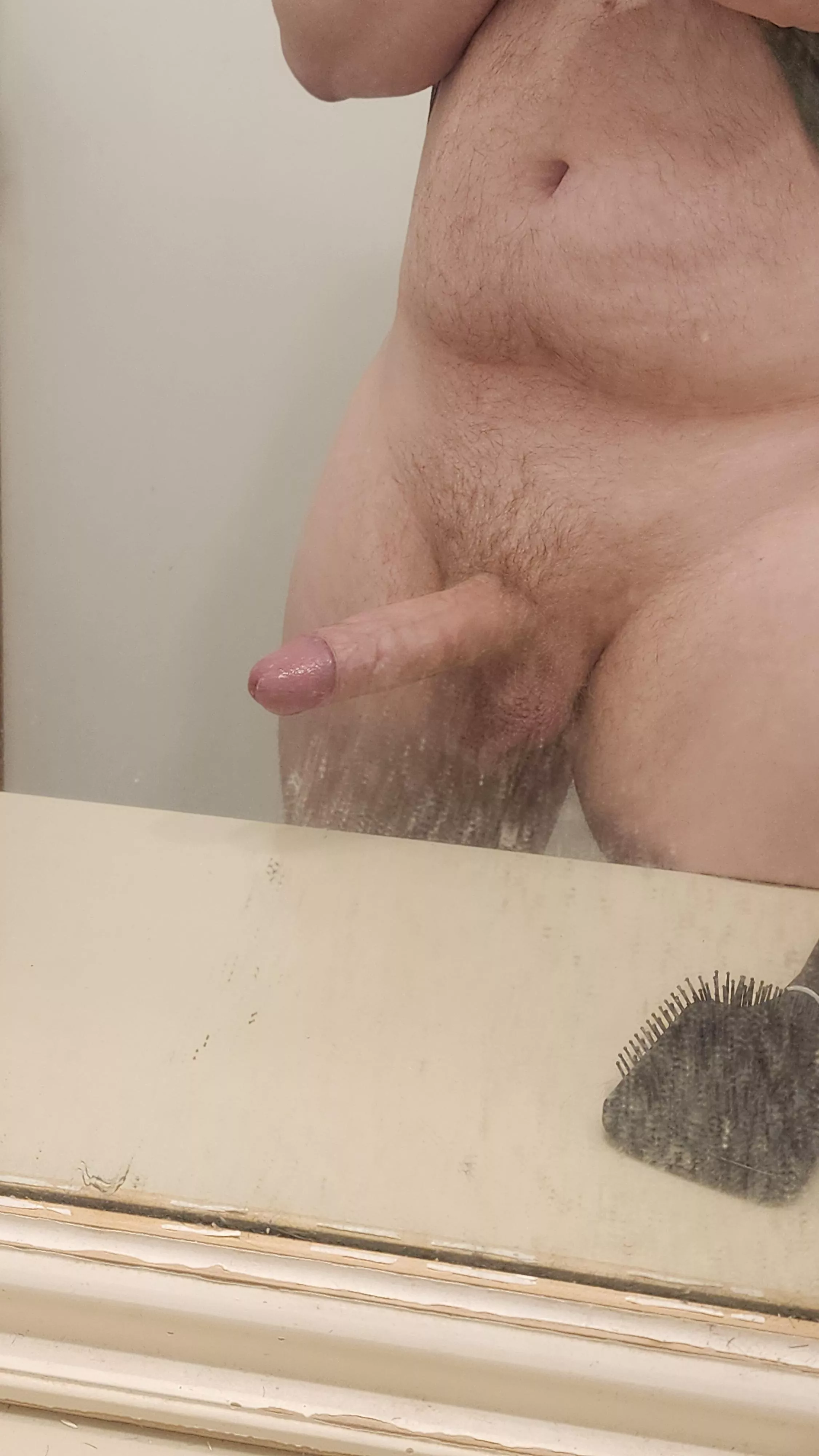 Can this dad bod get any love? posted by Fun_Amphibian9564