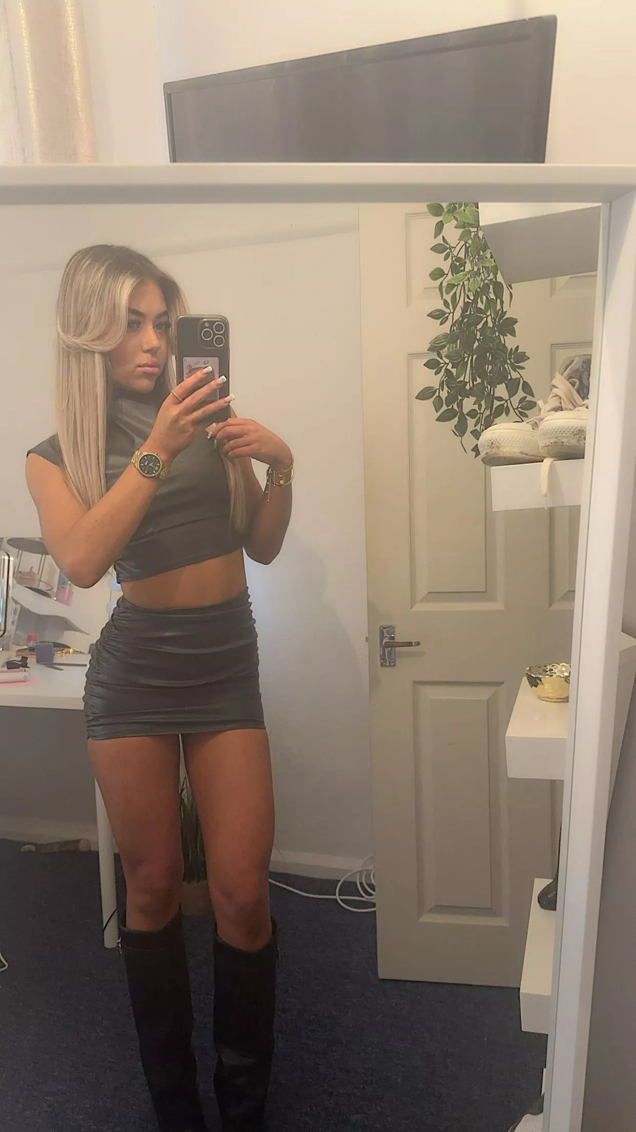 classy with a touch of glamour  posted by cherries_rain