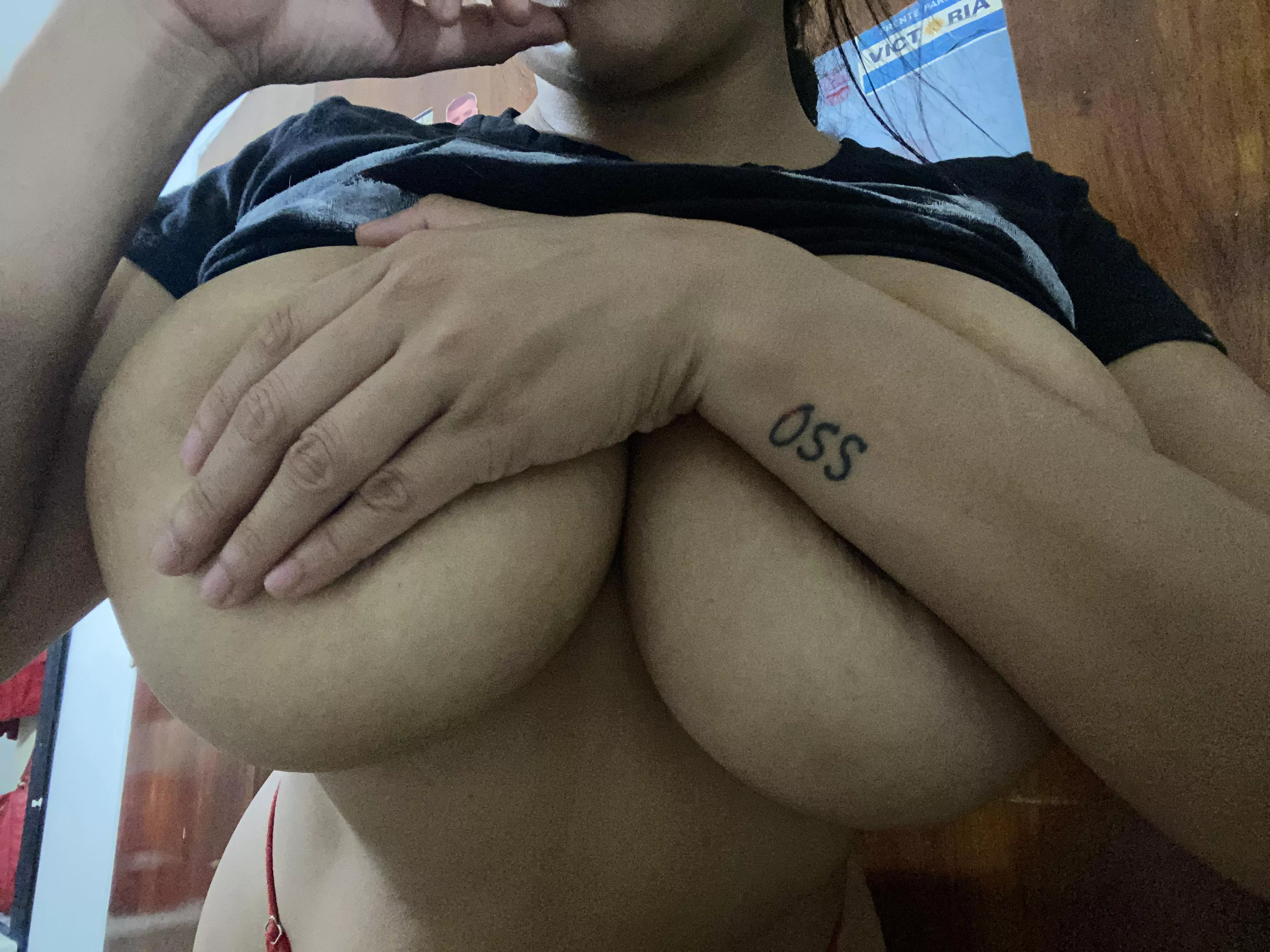 Do you think your third leg would appreciate the cozy spot between my mountains of pleasure? posted by cutejuliaaa