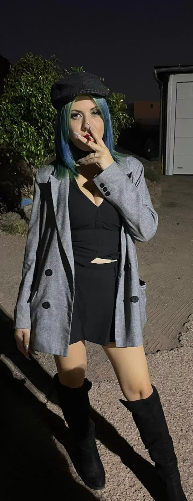 Feeling like an authentic peaky blinder ❤️‍🔥 posted by Alexxxiia