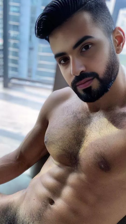 Hairy or smooth ? posted by Enough-Object-3072