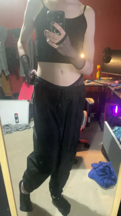 Hey! I need suggestions, what’s this outfit missing? by cyztalScarlet