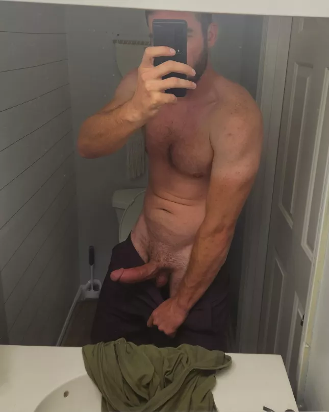 Hi, New to LBGW. 👋🏻👋🏻 Is this what you like here? posted by MightBeHungGuy