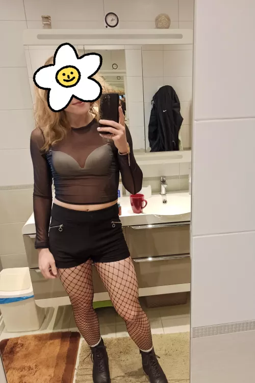 I come with something extra by ToBeChloe