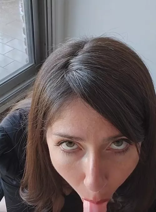 I loooove eye contact by Volcanika_