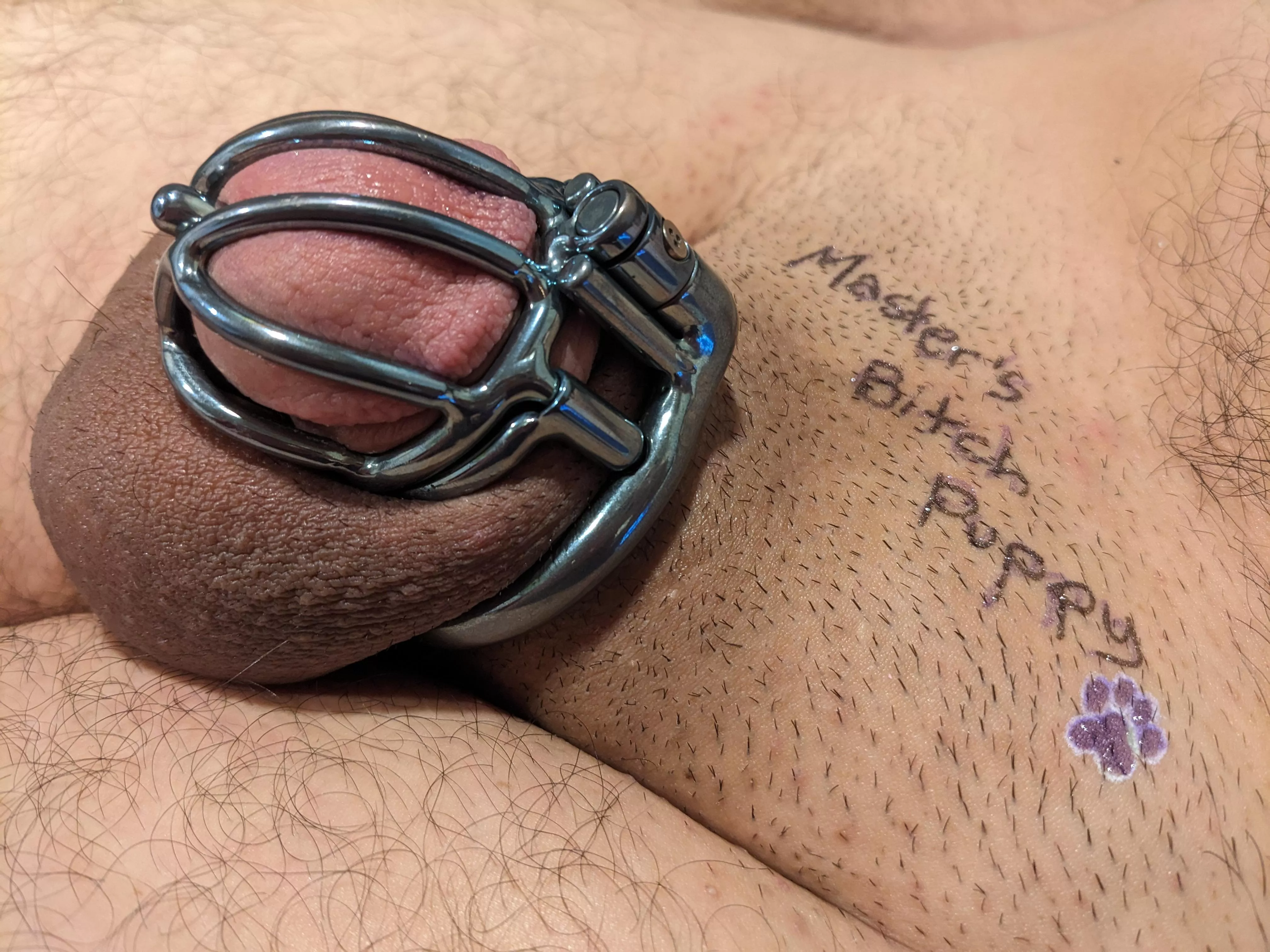 I love being his key holder 💖 posted by RaevynneArt