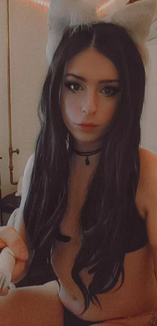 I need new clothes lol by Liongirl666