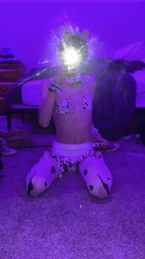 I’m on my knees for you… by Somesubb