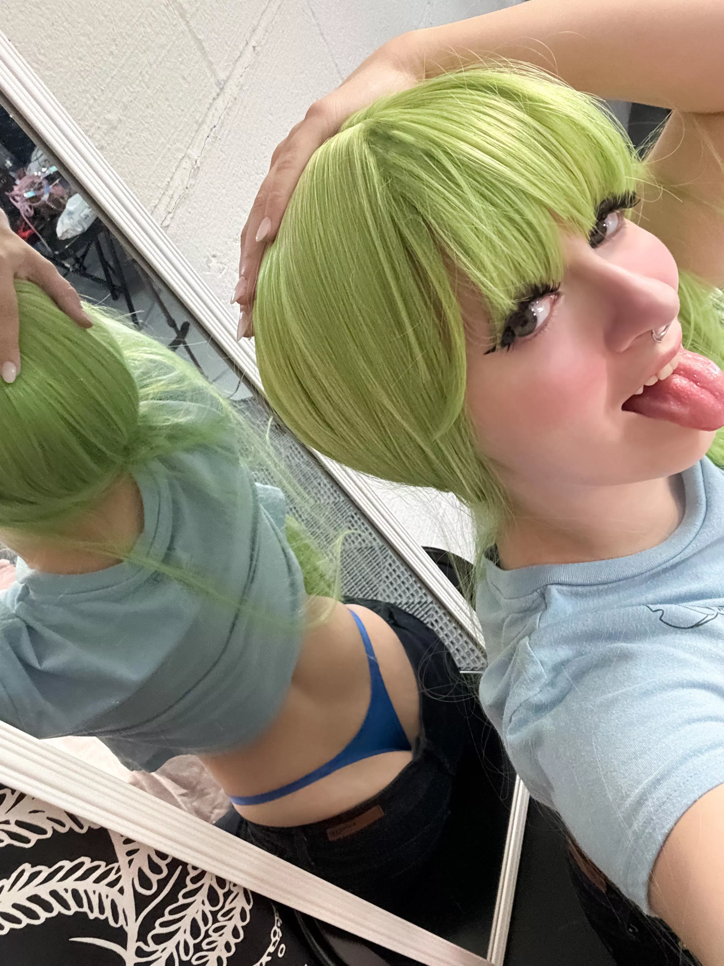 I’m really feeling this green for st Patrick’s coming up 🍀 posted by Hikari_Scar