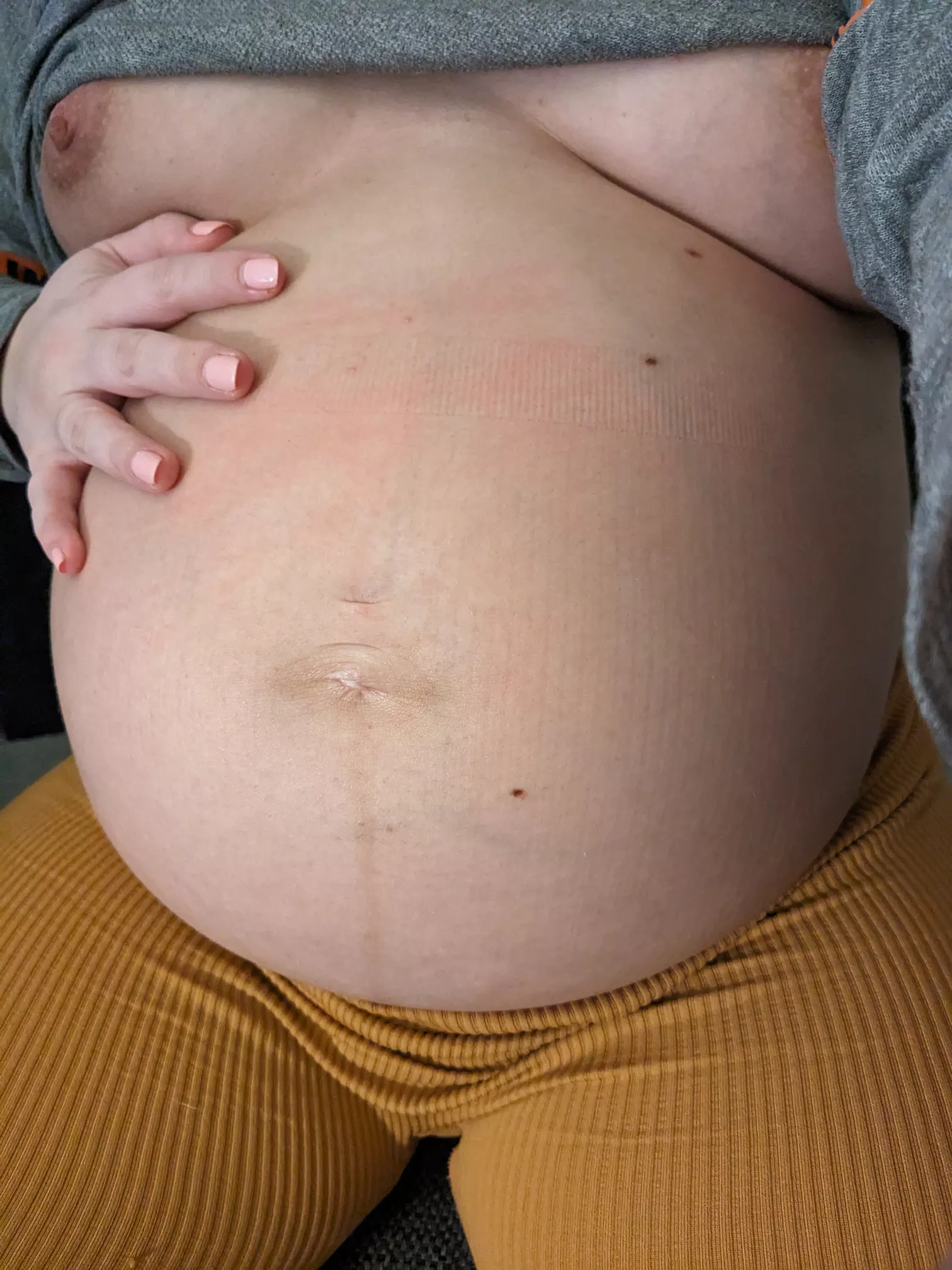 It is normal to be so horny during pregnancy 🤔 posted by Mira_Jane_