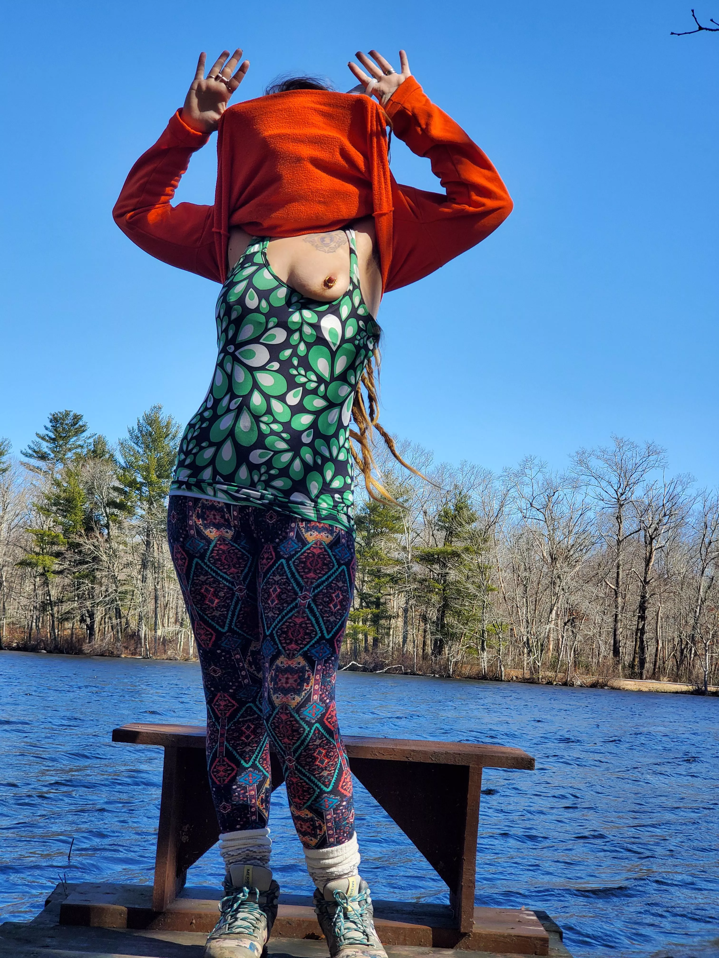 Leftie wanted out on our hike🥾⛰️🏞 posted by Status_Stand3678