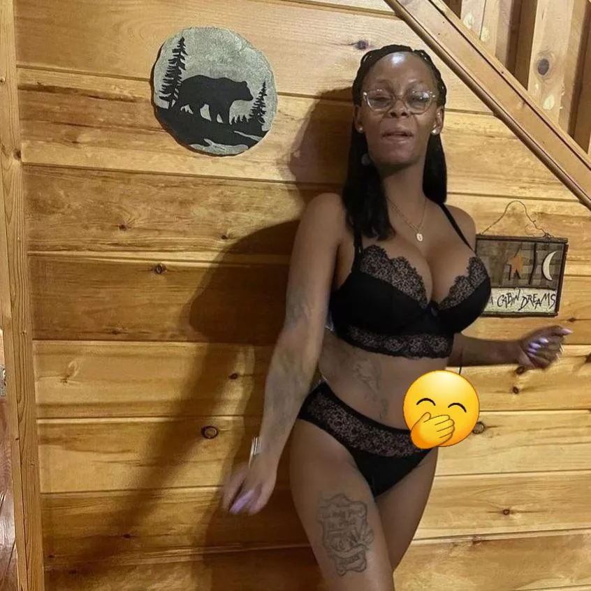 Lil 50 mom posted by Guilty-Aside-3617