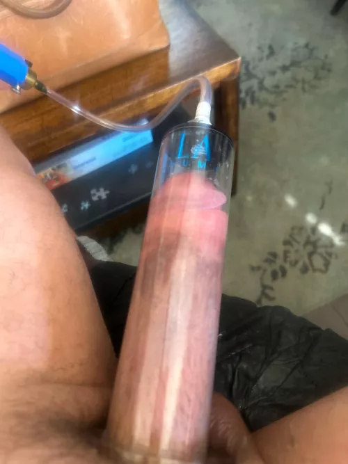 Monday pump day by luispedrogo