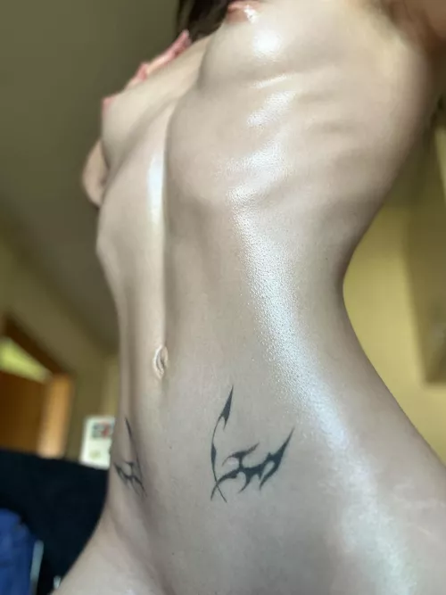 My skinny body can give you a hot creampie by BeanstalkMin