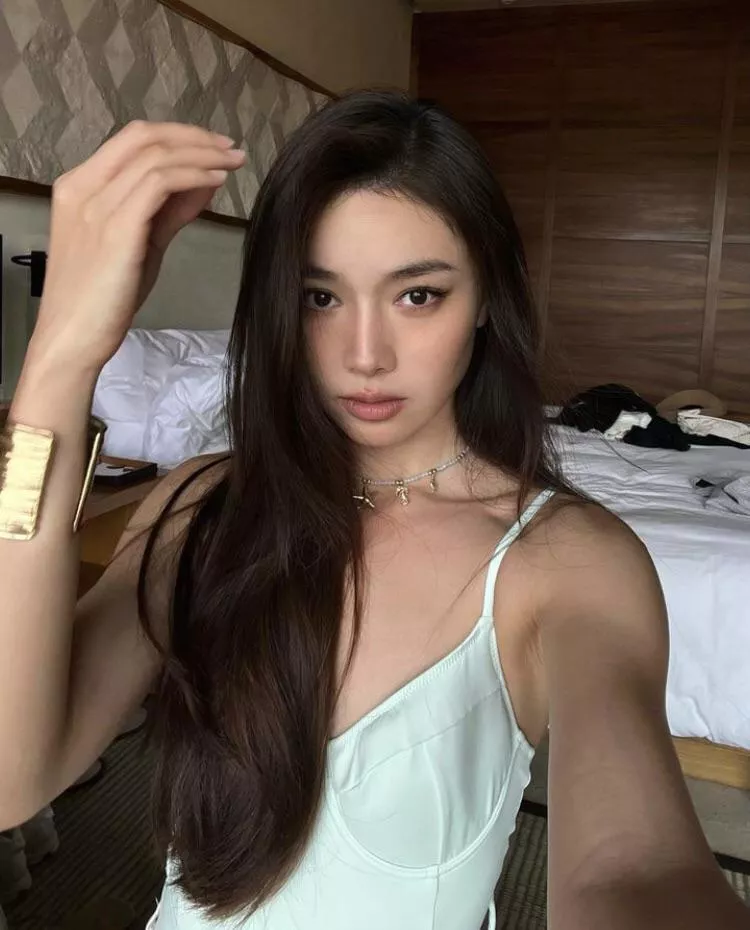 rating please, 1-10?  posted by devilndaisies