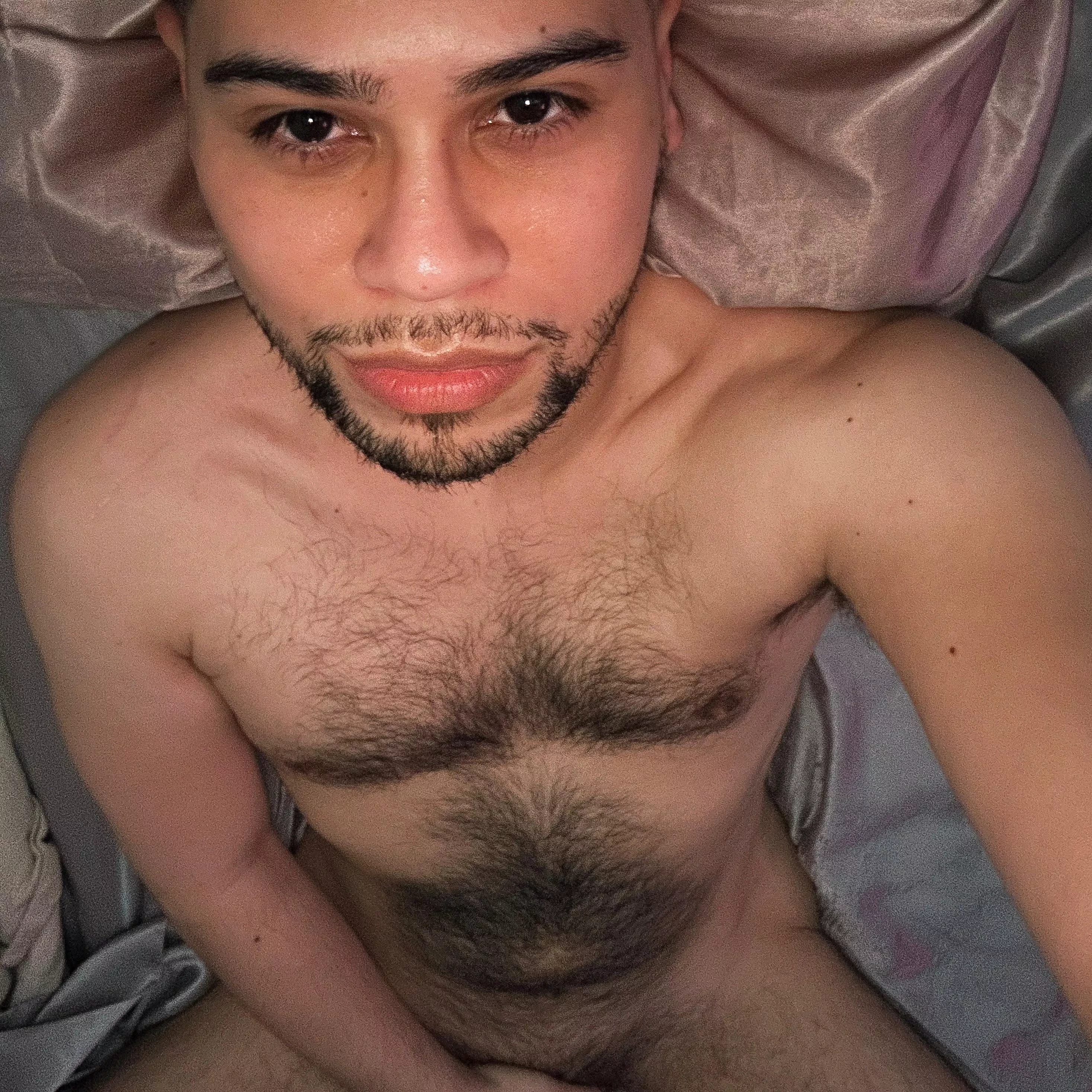 Really enjoying my hair during these chilly days 😏 posted by Miguelitojpg