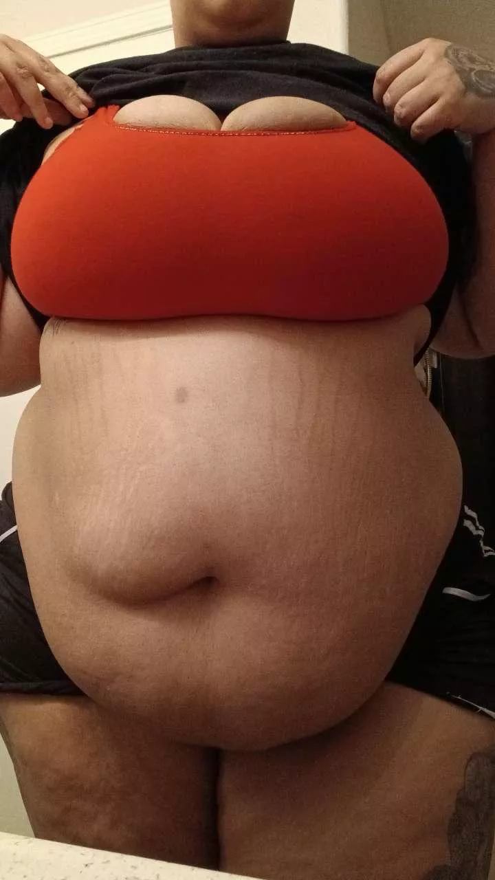 The over hang posted by lunarxxpolarity1