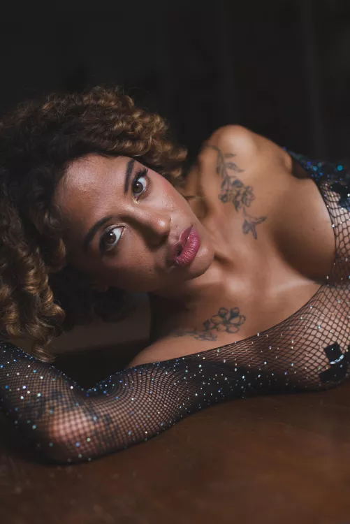 There are looks that kill but mine is undressing you by r0mab