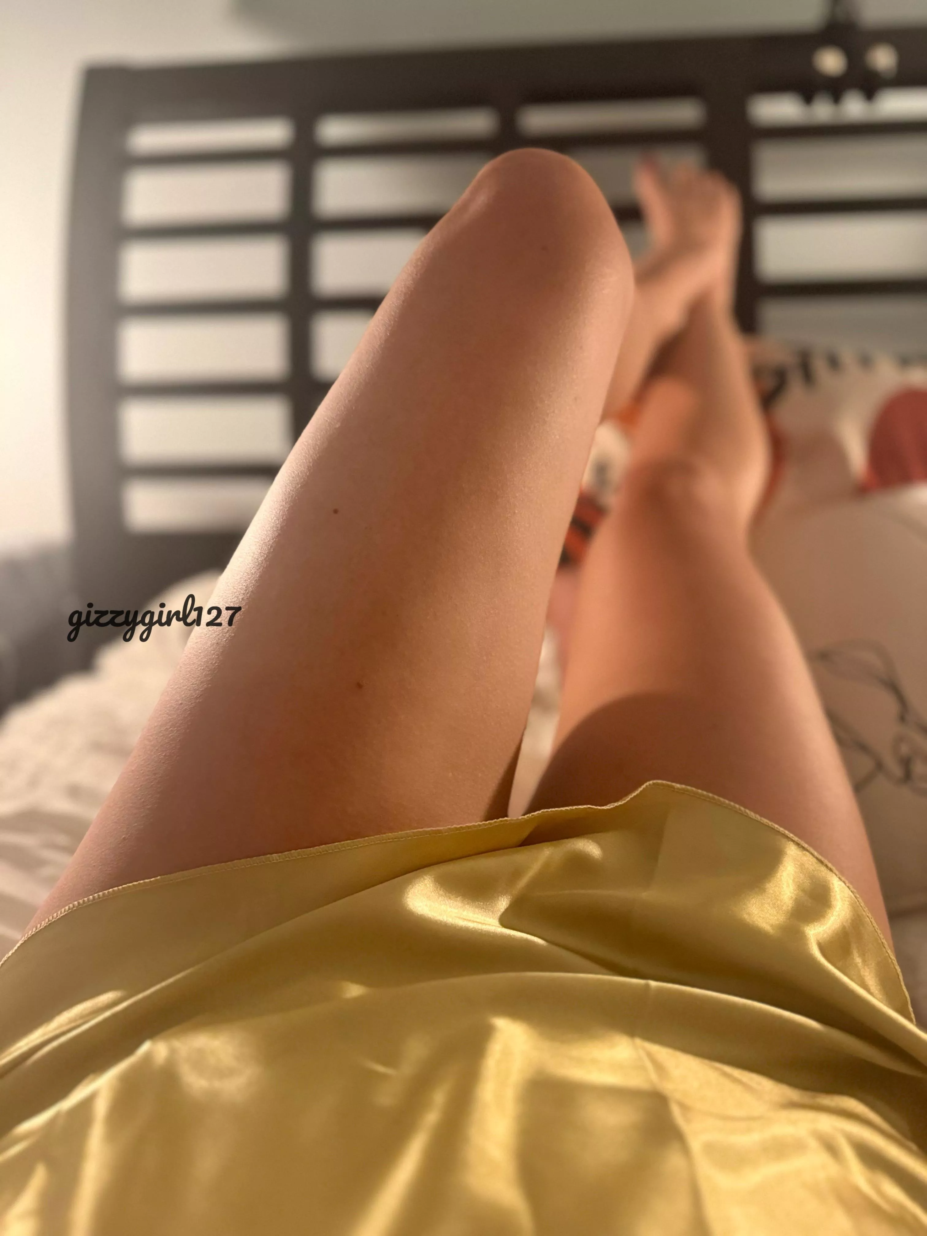 They go all the way up posted by Gizzygirl127