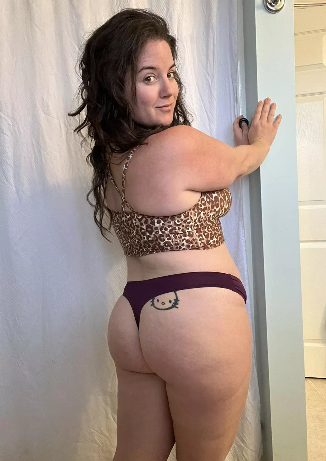 Thicker than peanut butter posted by HelloLanna_XO