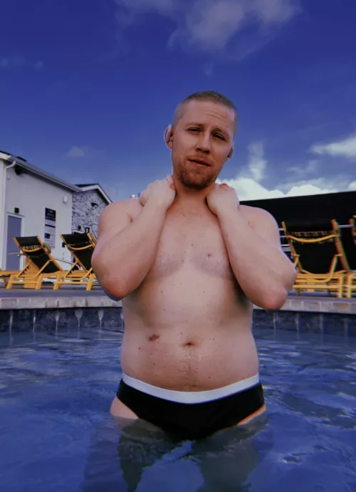 Took a break instead of the gym today by Homosexshuh