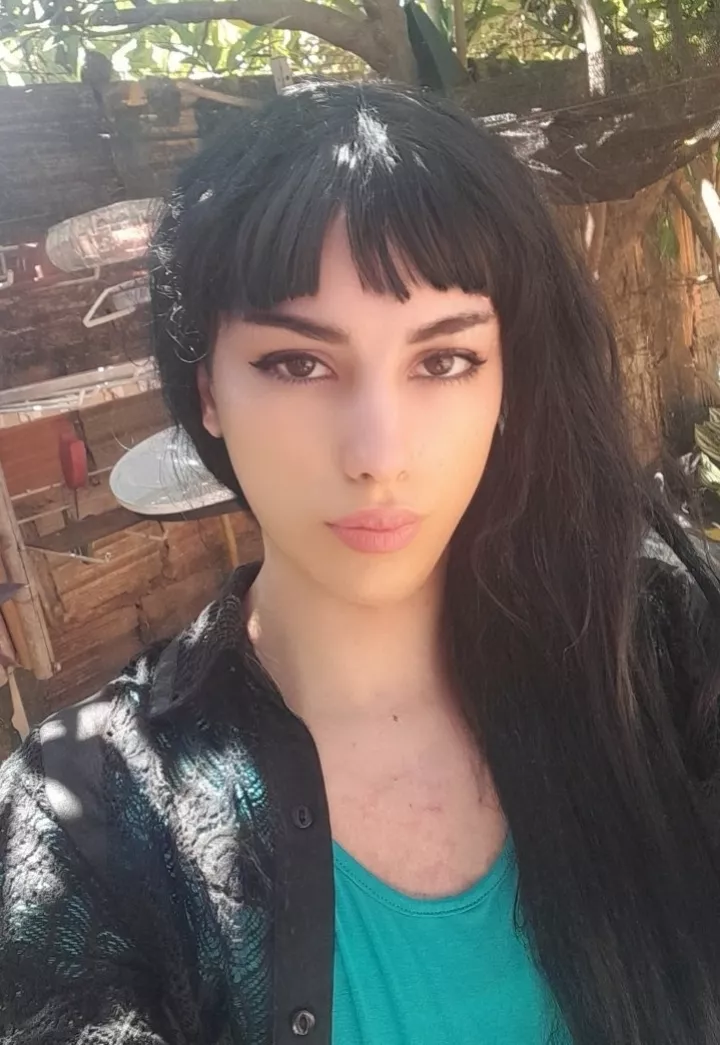 Walking in the backyard 🤭 posted by raqueliz