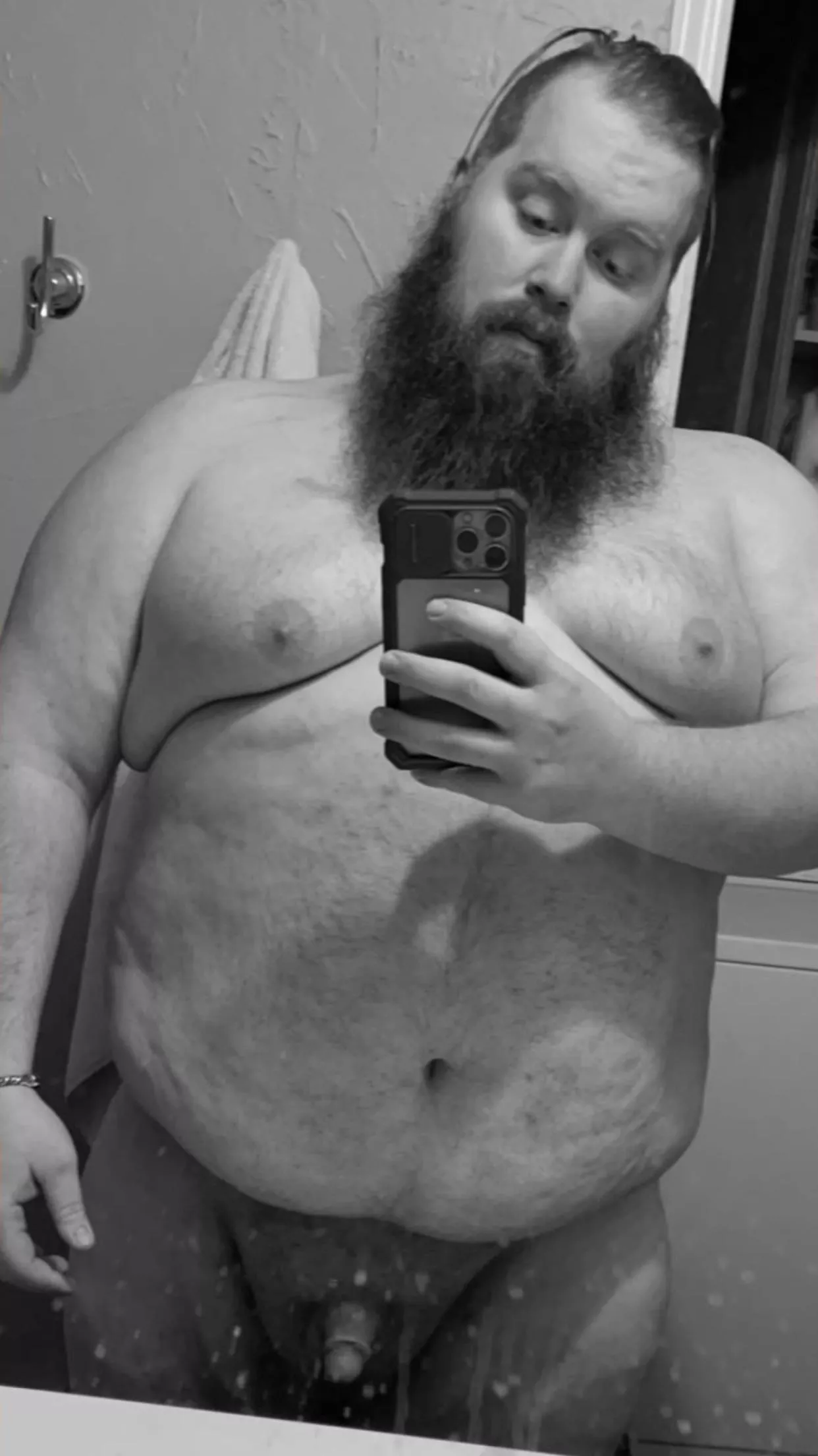 Who here lives growers? There is something freeing about a soft picture posted by Beardedcook91