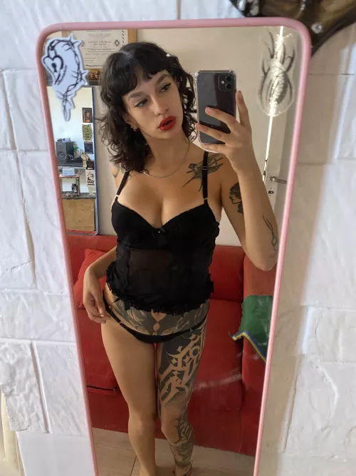 With me everyone is punished... by Evergreeson