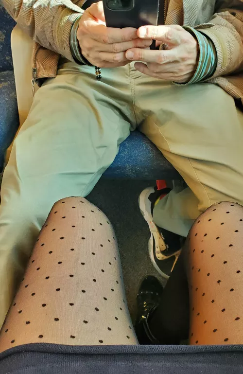 Would you also make a picture in the train...  by popruzhinka