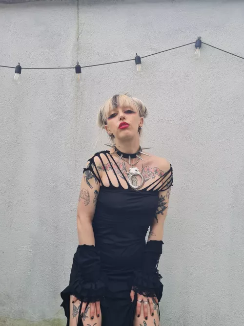 would you take me on a slipknot concert like this? by Aggravating-Curve-27