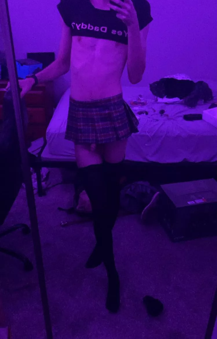 Yes Daddy? posted by Somesubb