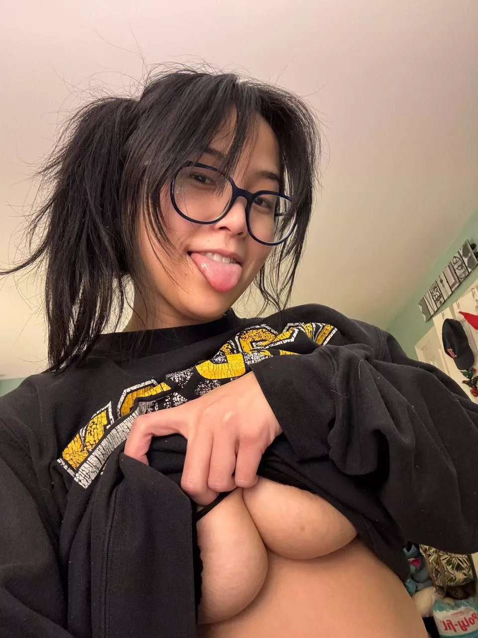  yoooo 🤗🤘🤗🤘 posted by sleakypussy