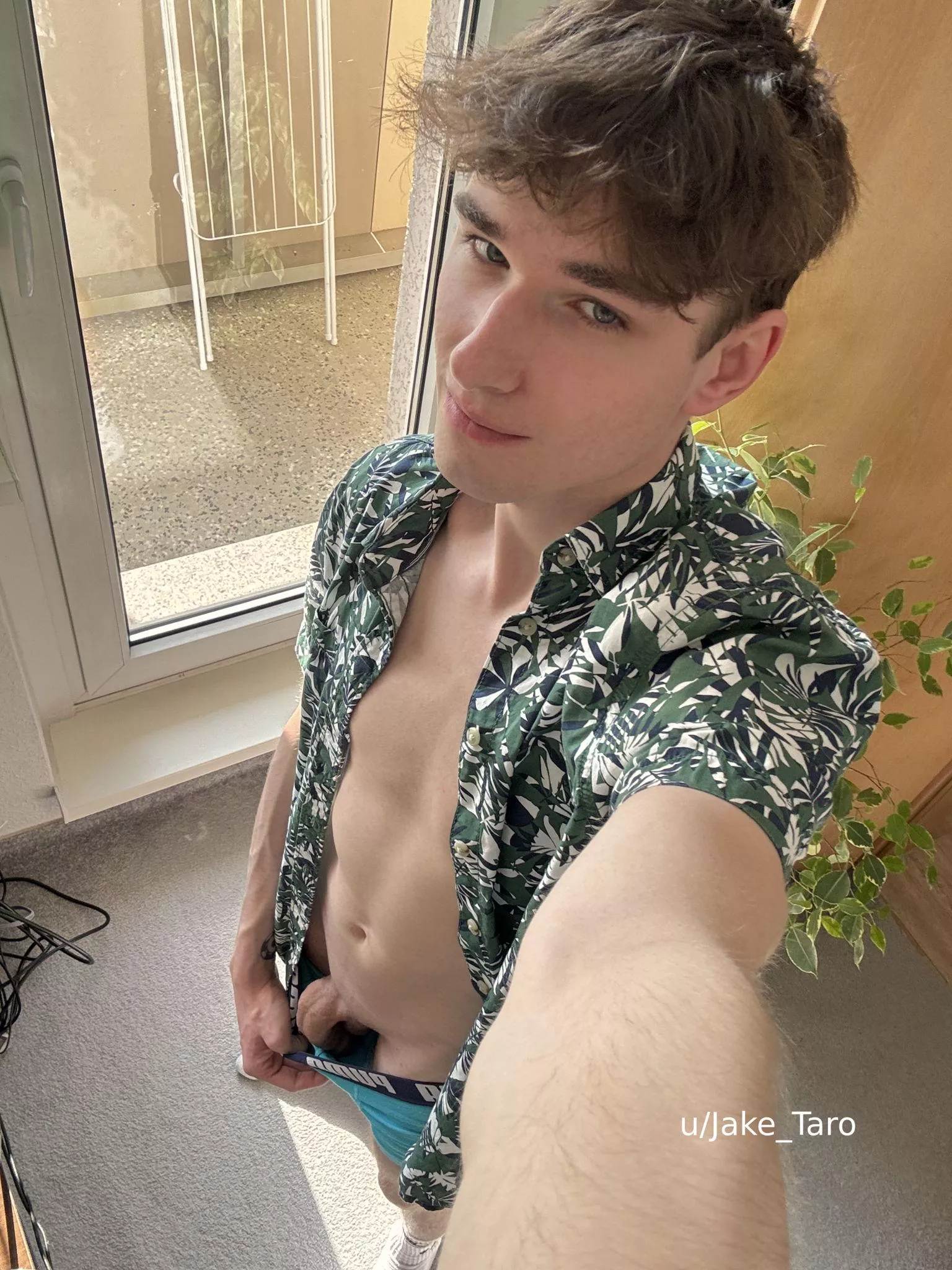 (20) rate me 👀 posted by Jake_Taro