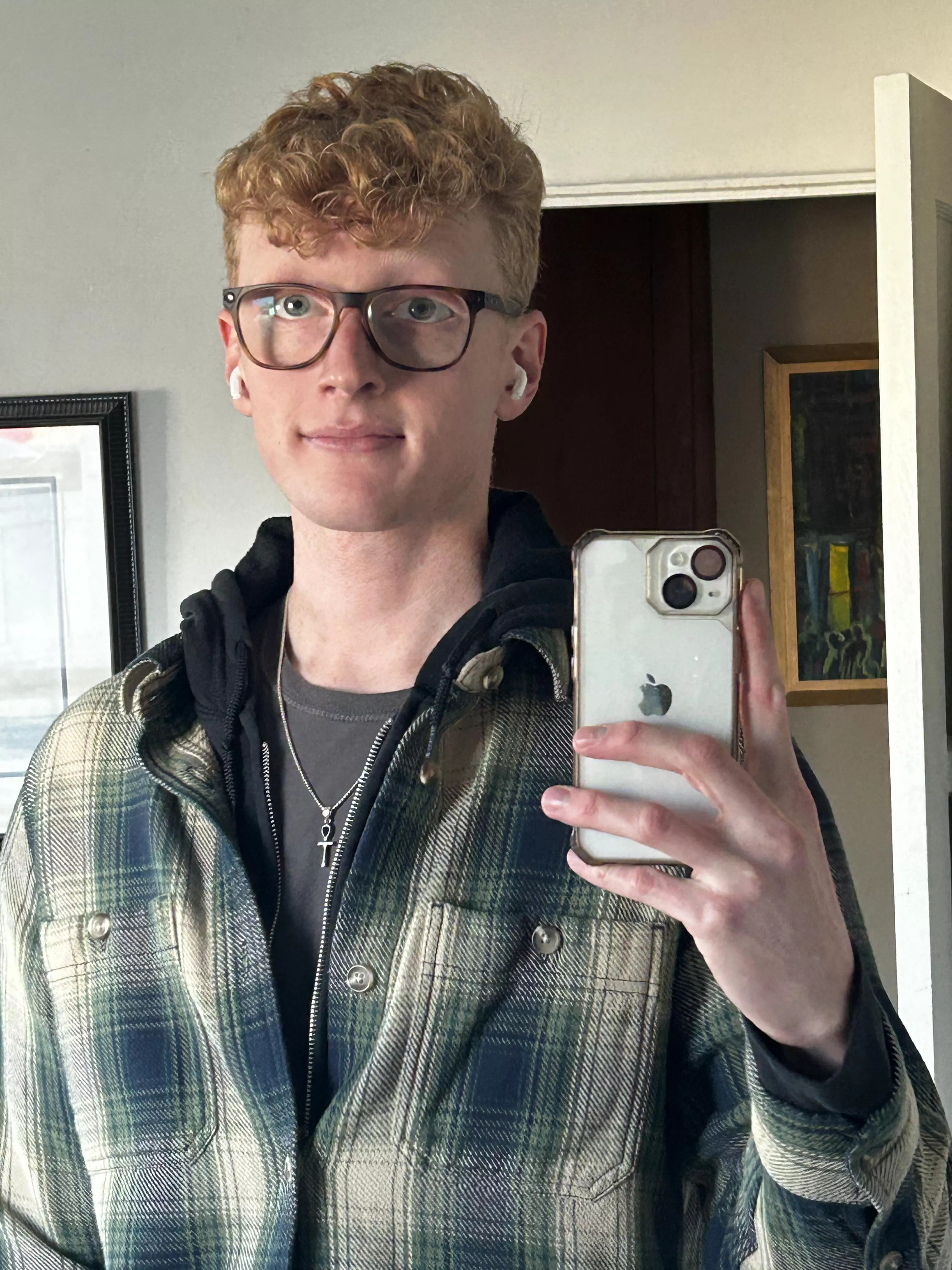 do you ever play stardew valley for so long you start looking for forage items in real life? Me neither posted by C3PO-stan-account