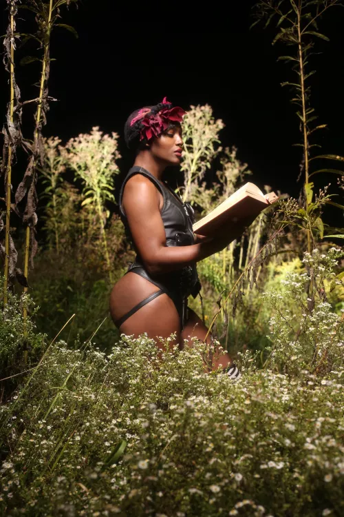 Eve sans serpent  by Mistress_Anna_X