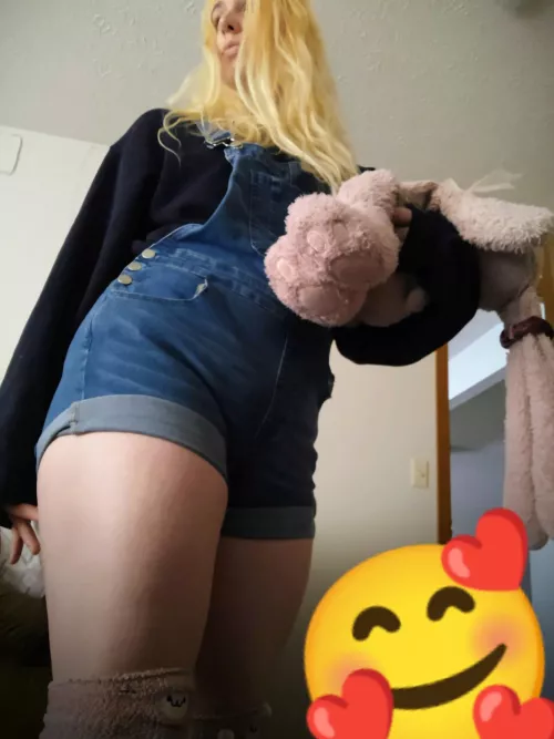 Favorite little outfits? by Shmevil