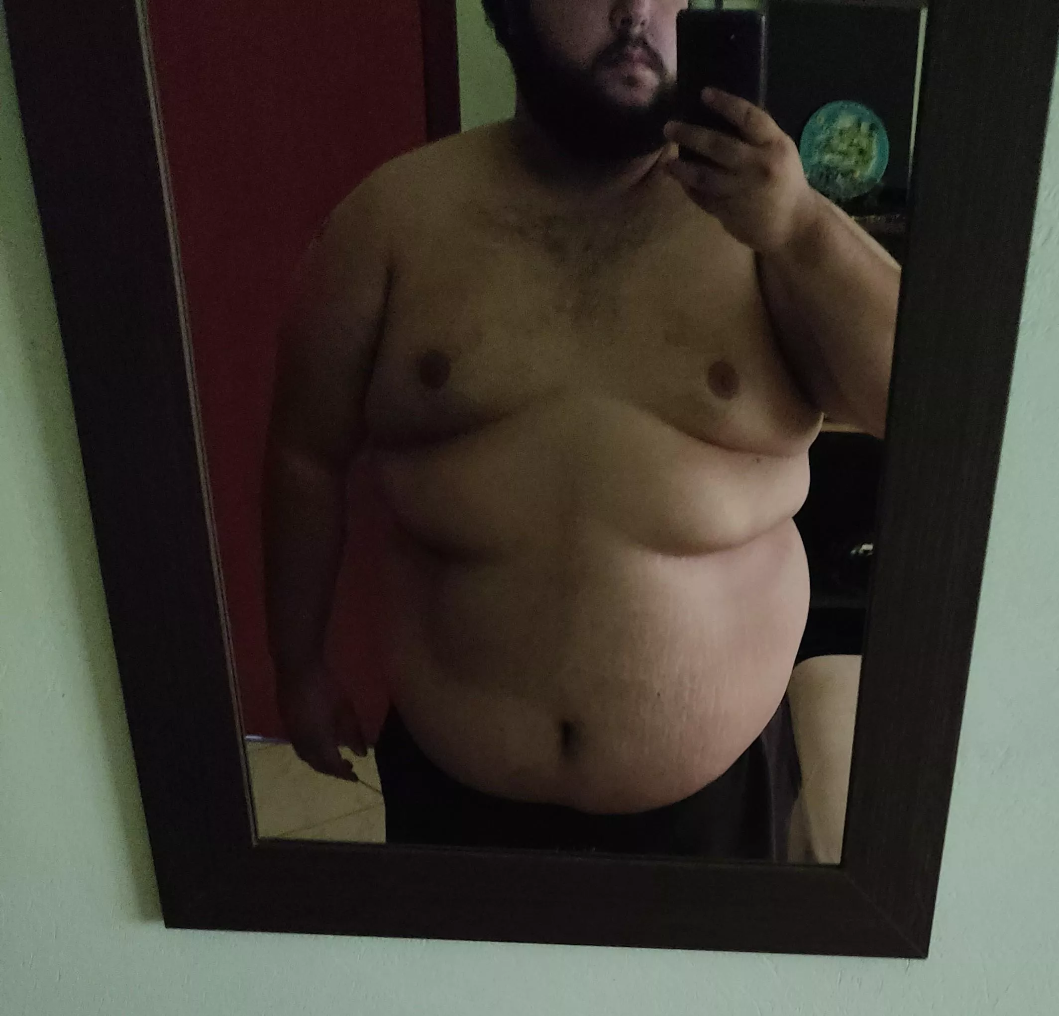 feeling insecure about my size but kinda liked this picture. what u think? posted by AvrBr