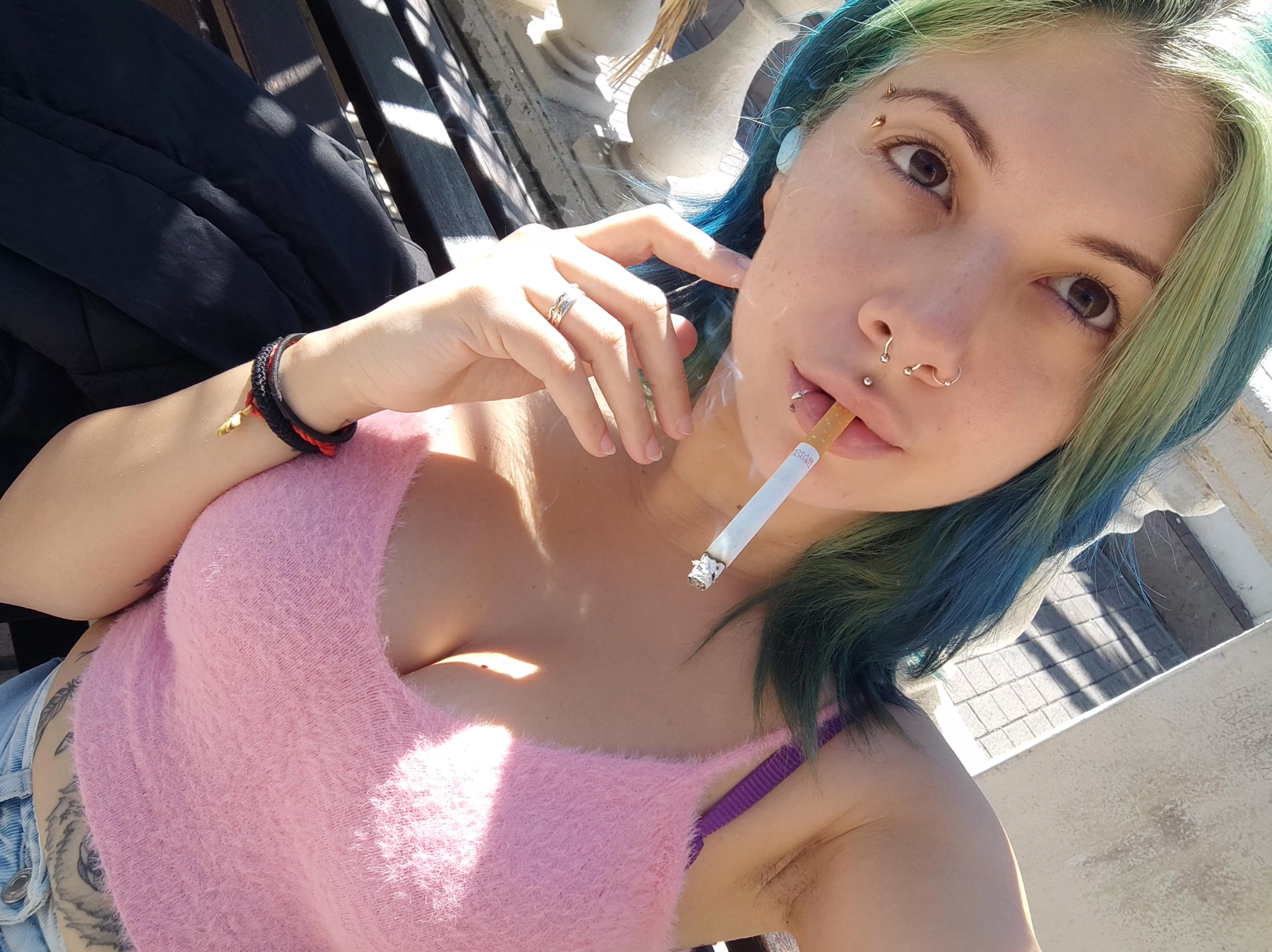 Good morning 🥰. Its 11am here in Spain hehe. posted by Alexxxiia