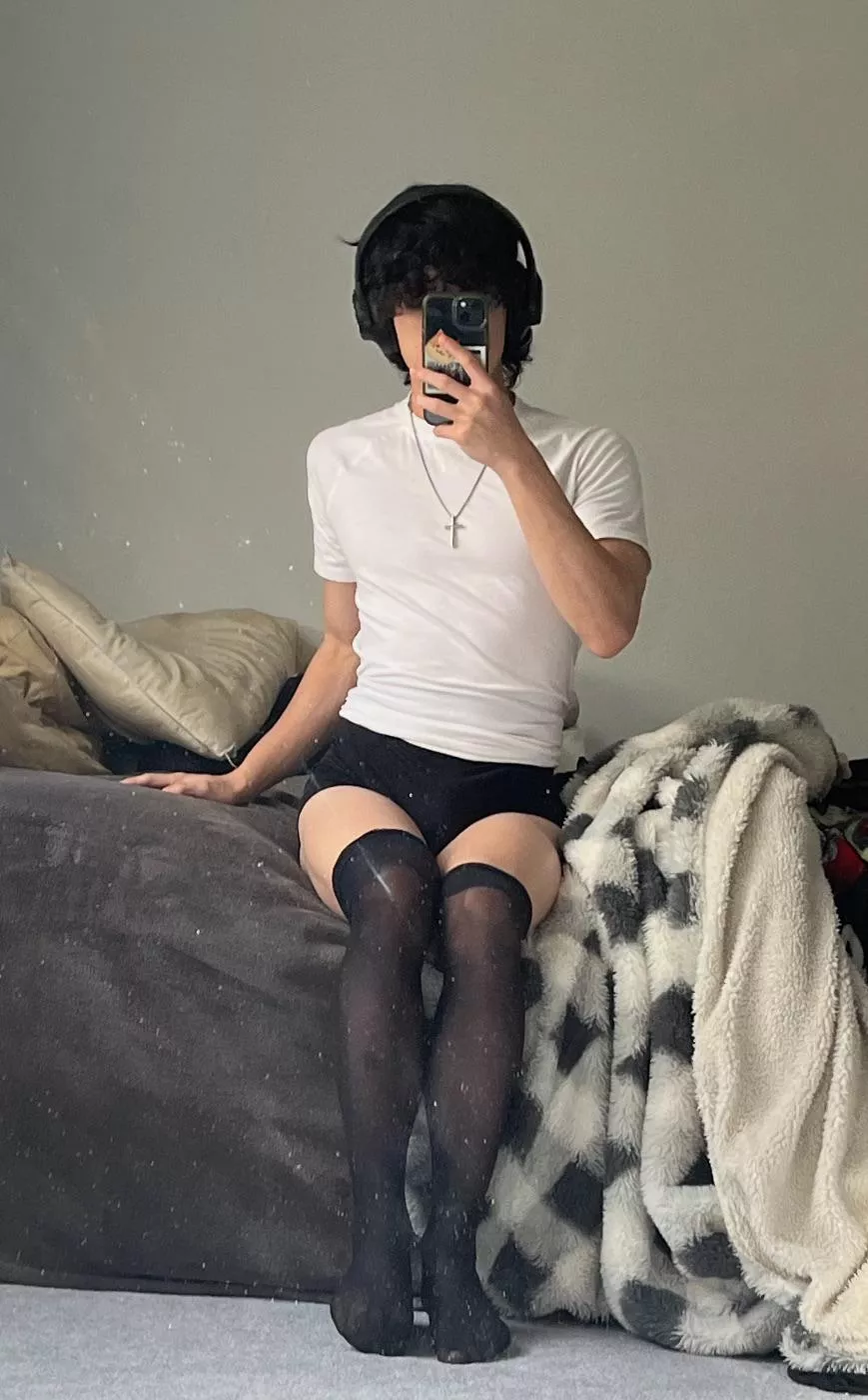 gym girl(boy) posted by chiya-jade