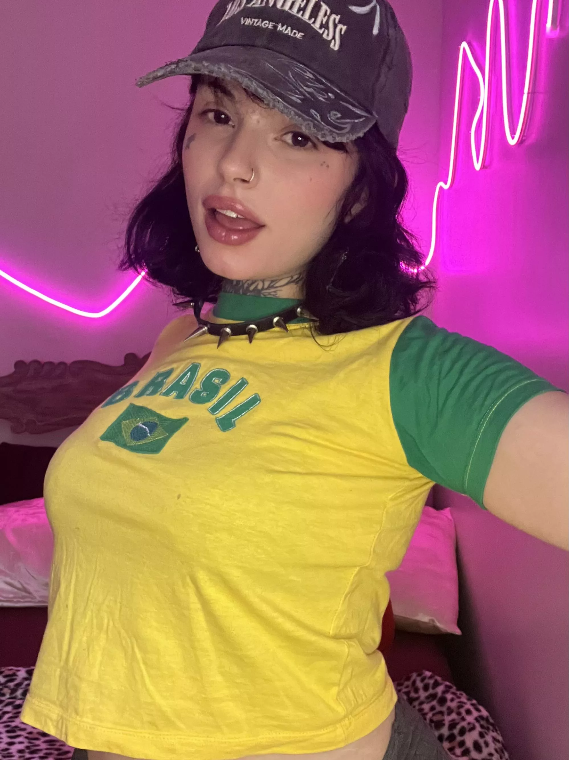 Hello to everyone posted by kandictaguemu