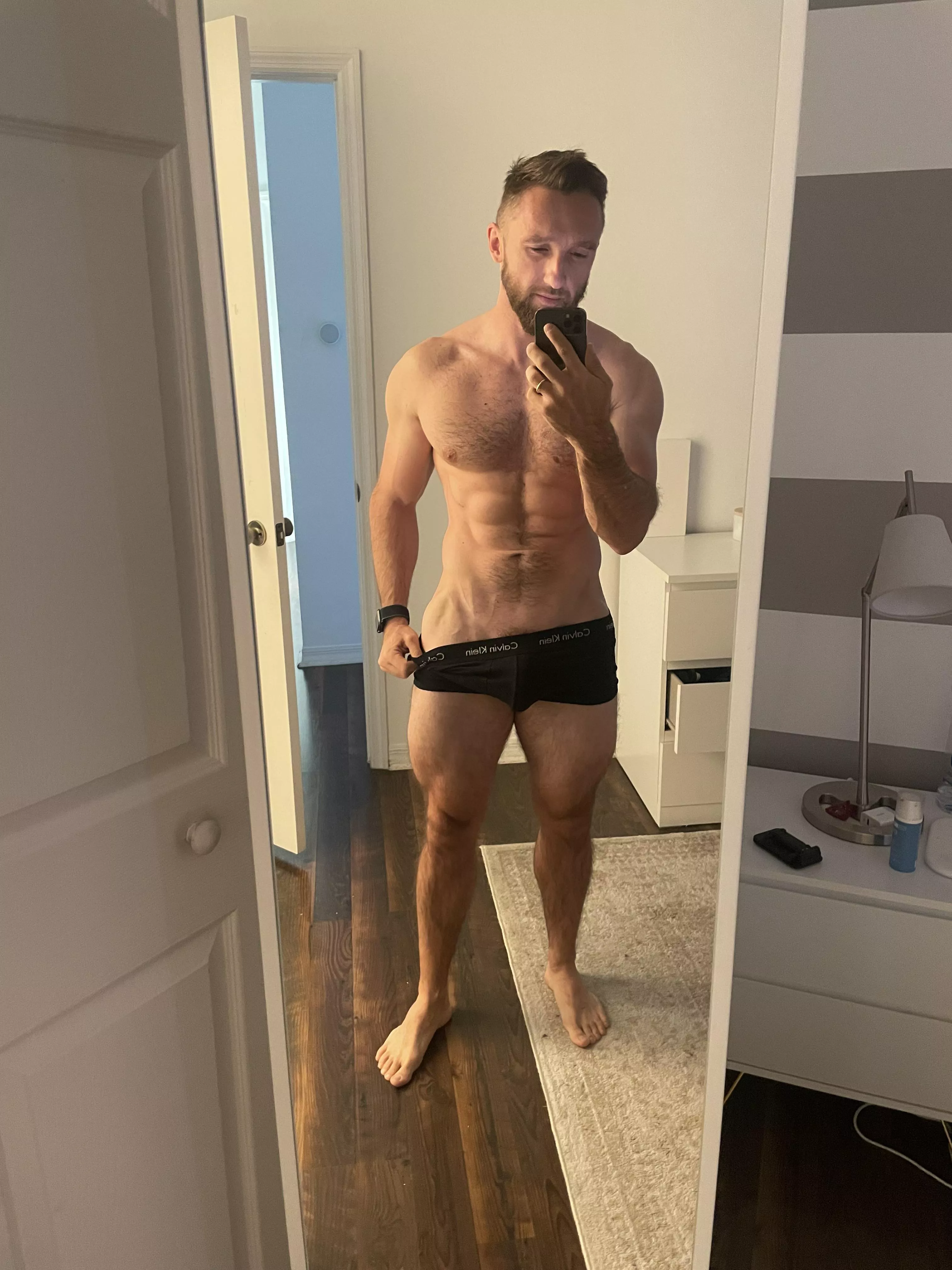 Hello world 👋🏼 posted by DeanSouthFlorida