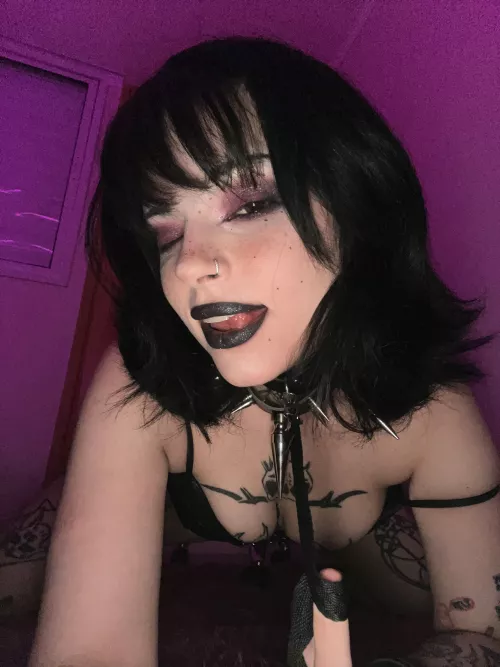 I bet you couldn't get me to make a sound, sissy by kandictaguemu