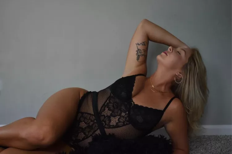 If I am on my back where are you? by littlemisscait