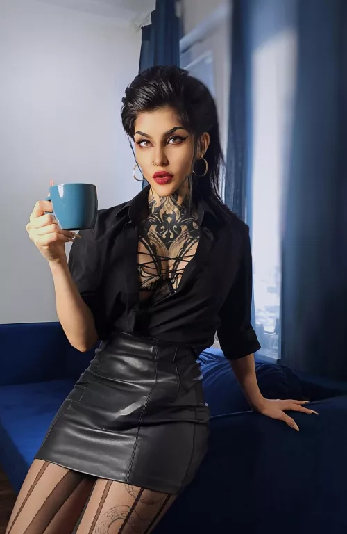 I'm a busy woman. Let's see how deep you can take it while I drink my coffee by Vampandbeauty