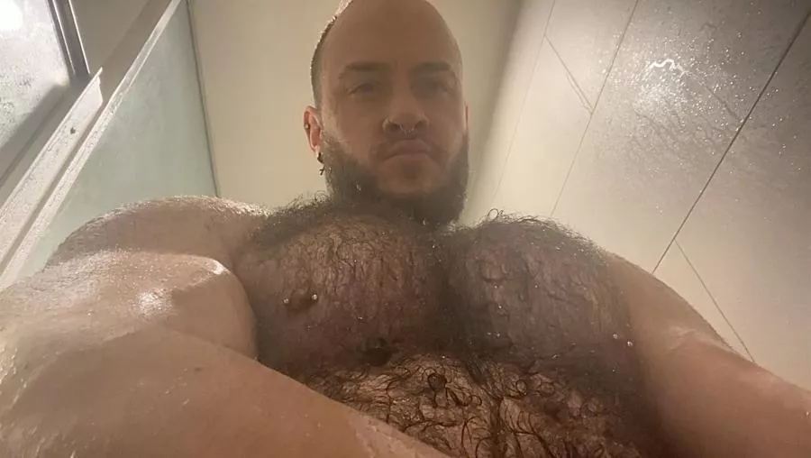 Introduce Yourself, Don't Keep Me Waiting (32)(m) posted by Damiantheone96