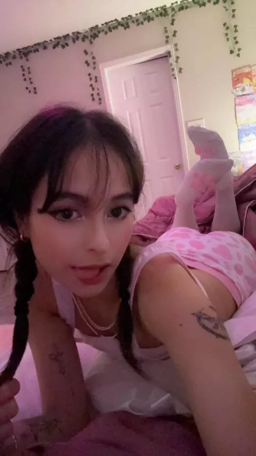 Is 5”2 - 100lb the perfect pocket size? by yourprincessLia